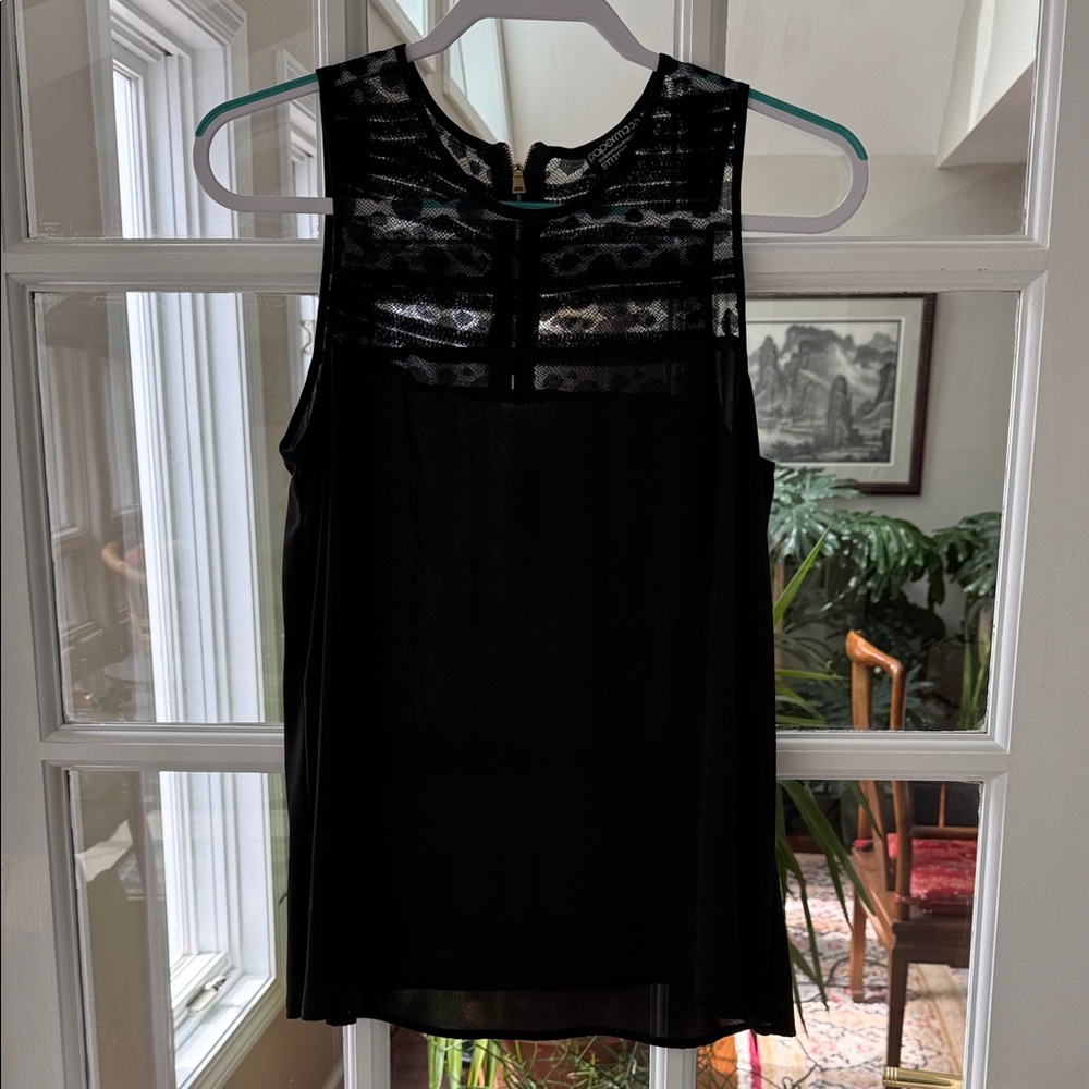 entro Black Sheer Lace Yoke Sleeveless Camisole